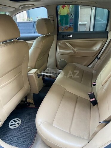 Volkswagen Passat-7