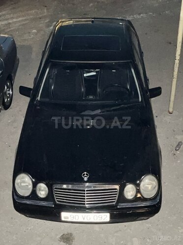 Mercedes E 240 1999, 398,000 km - 2.4 л - Bakı