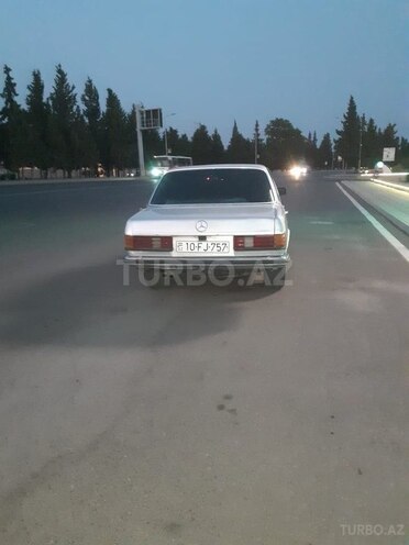 Mercedes  1985, 600,000 km - 2.0 л - Mingəçevir