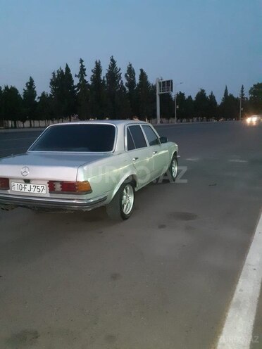 Mercedes  1985, 600,000 km - 2.0 л - Mingəçevir