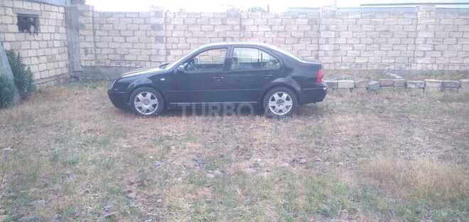 Volkswagen Bora 2001, 329,723 km - 2.0 l - Bakı