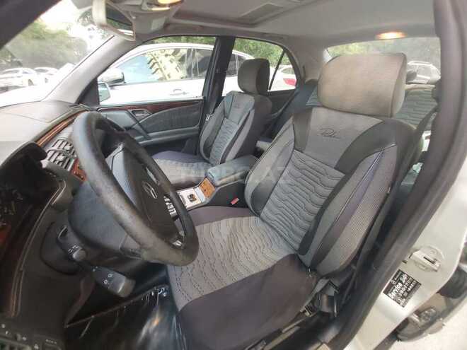 Mercedes E 240 1999, 306,000 km - 2.4 l - Bakı