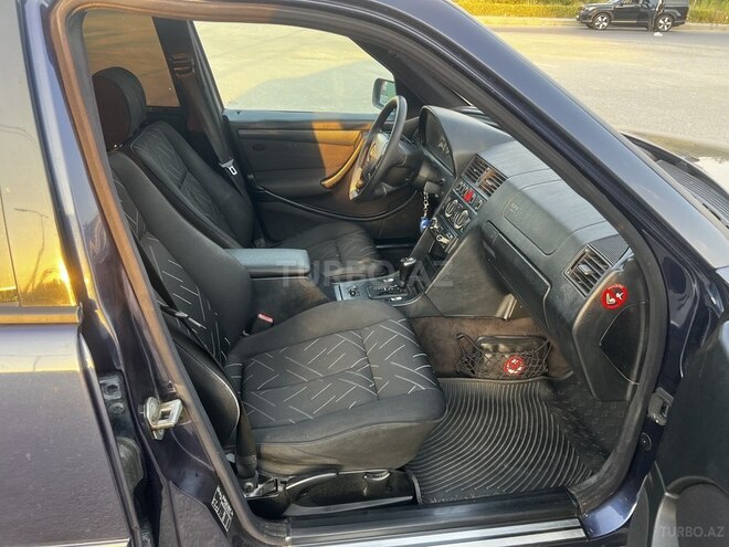 Mercedes C 230-9