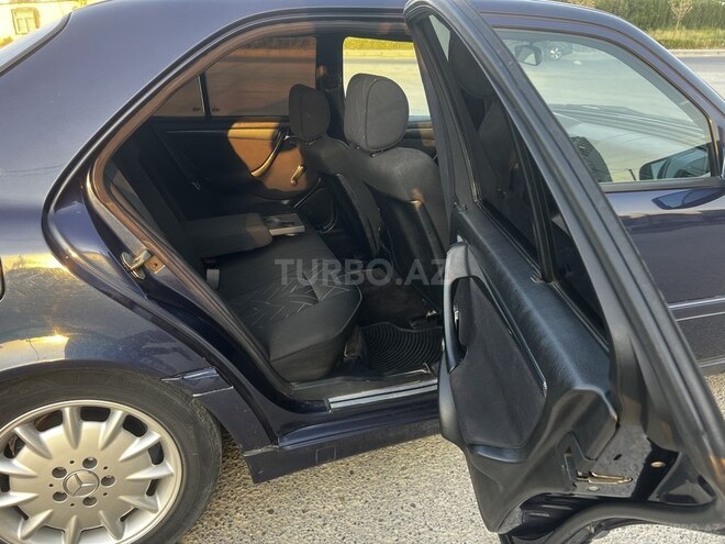 Mercedes C 230-8