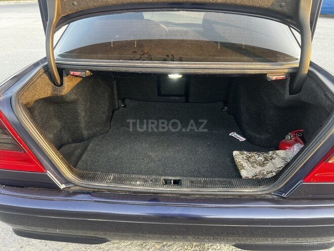 Mercedes C 230-7