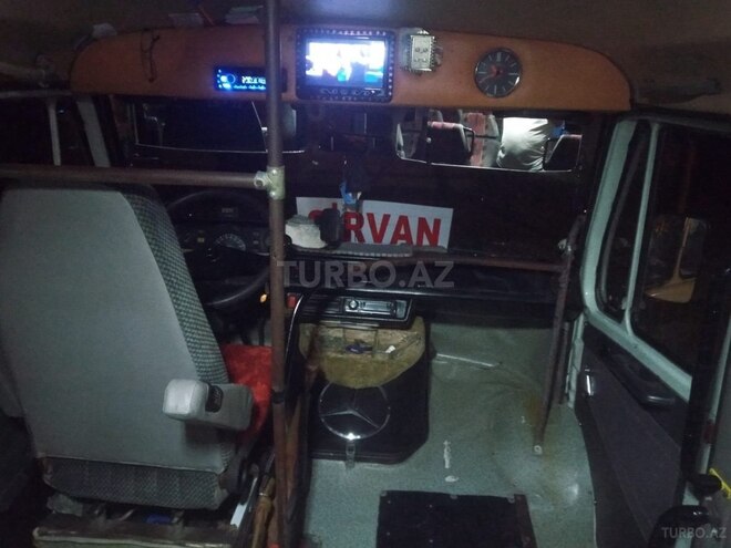 Mercedes 410 D 1985, 350,000 km - 2.5 l - Şirvan