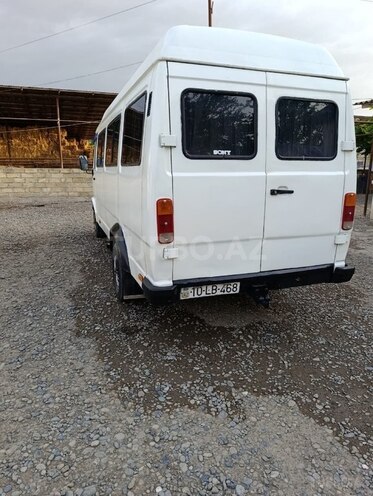 Mercedes 410 D 1985, 350,000 km - 2.5 l - Şirvan