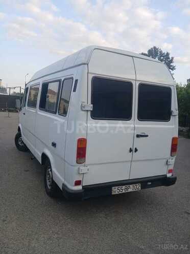 Mercedes 208 D 1993, 324,565 km - 2.5 л - İsmayıllı
