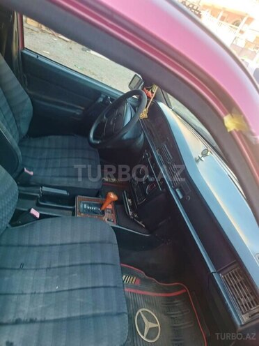 Mercedes 190 1993, 318,500 km - 2.0 l - Xırdalan
