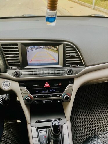 Hyundai Elantra 2016, 75,200 km - 2.0 л - Bakı