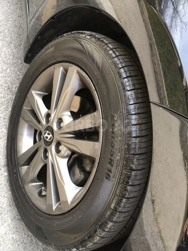 Hyundai Elantra 2016, 75,200 km - 2.0 л - Bakı