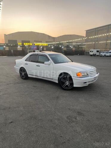 Mercedes C 230-9
