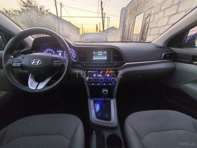 Hyundai Elantra 2019, 83,000 km - 2.0 l - Tovuz