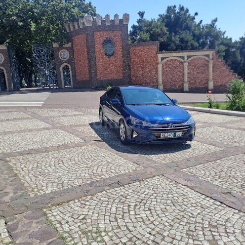 Hyundai Elantra 2019, 83,000 km - 2.0 l - Tovuz
