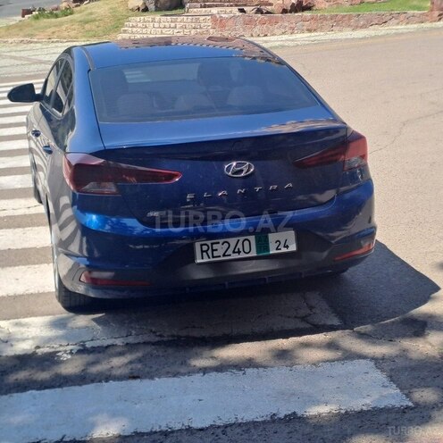 Hyundai Elantra 2019, 83,000 km - 2.0 l - Tovuz