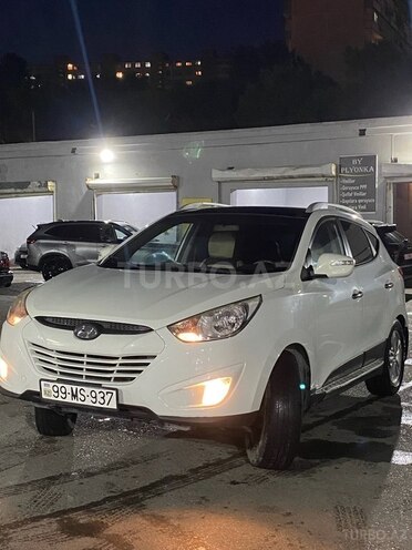 Hyundai Tucson 2012, 270,300 km - 2.0 l - Bakı