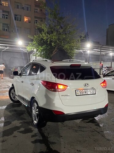 Hyundai Tucson 2012, 270,300 km - 2.0 l - Bakı