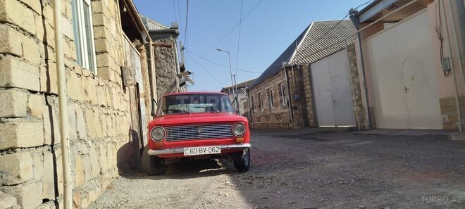 LADA (VAZ) 21011 1975, 665,899 km - 1.3 л - Gəncə
