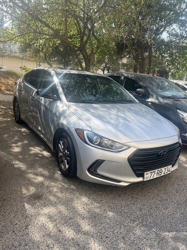 Hyundai Elantra 2018, 189,903 km - 2.0 l - Bakı