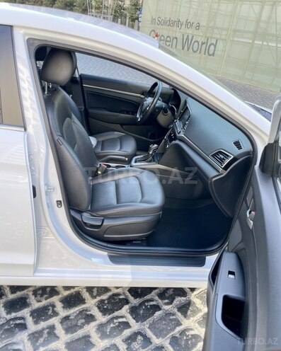 Hyundai Avante 2016, 168,000 km - 1.6 l - Bakı