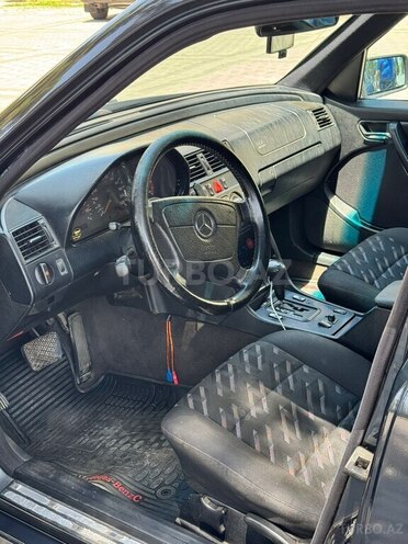 Mercedes C 220 d 1999, 680,000 km - 2.2 л - Sumqayıt
