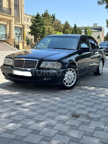 Mercedes C 220 d 1999, 680,000 km - 2.2 л - Sumqayıt