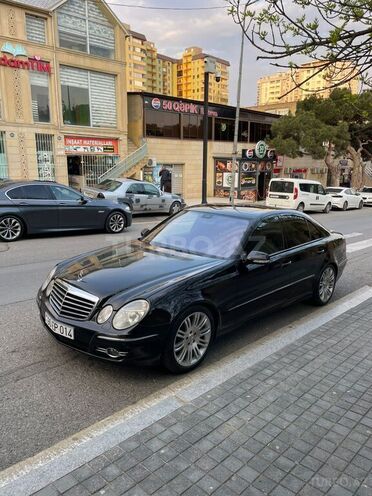 Mercedes E 220-6