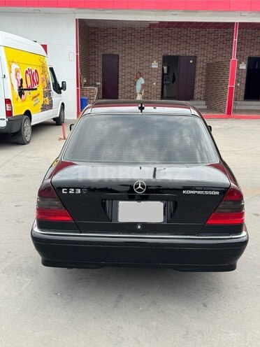 Mercedes C 230-6