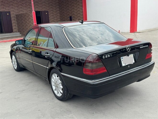 Mercedes C 230-10