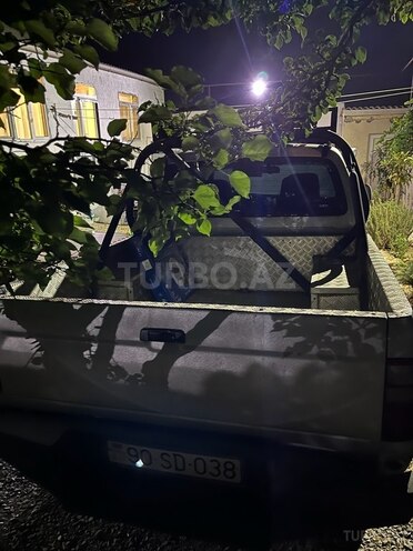 Toyota Hilux 2003, 661,287 km - 3.0 l - Sumqayıt
