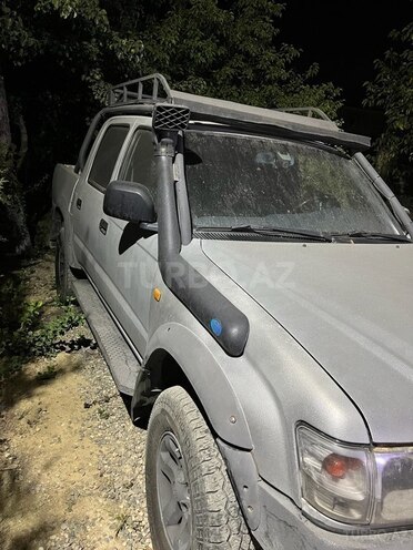 Toyota Hilux 2003, 661,287 km - 3.0 l - Sumqayıt