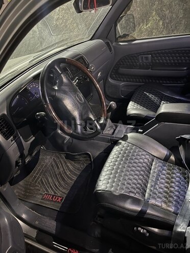 Toyota Hilux 2003, 661,287 km - 3.0 l - Sumqayıt