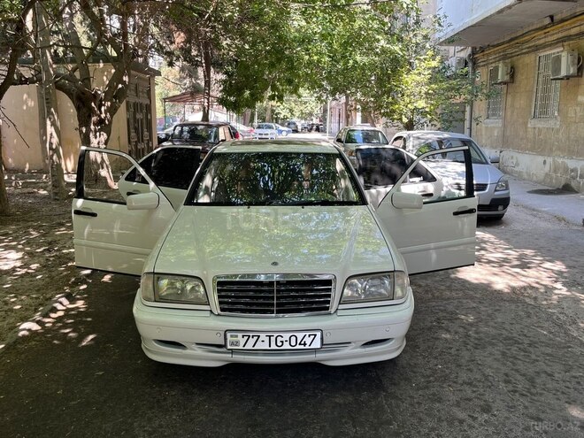 Mercedes C 200 1998, 444,000 km - 2.0 l - Bakı