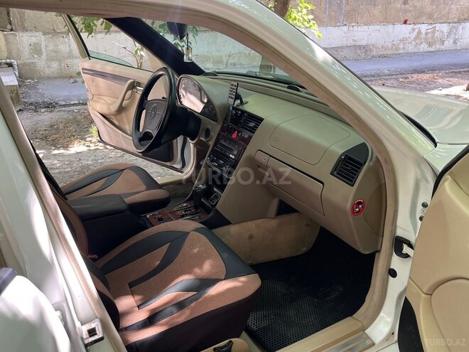 Mercedes C 200 1998, 444,000 km - 2.0 l - Bakı