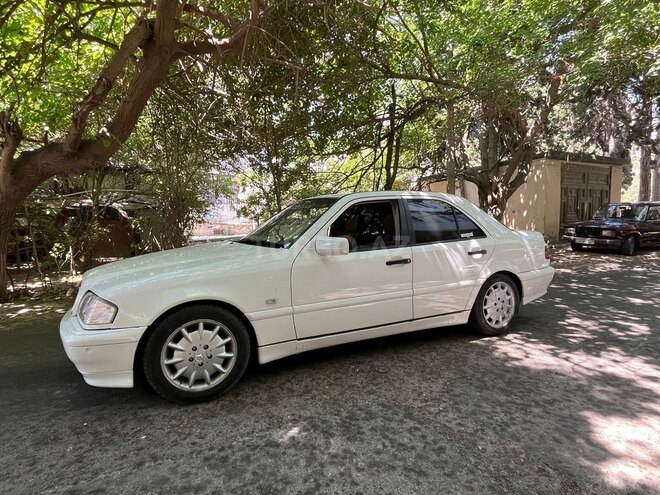 Mercedes C 200 1998, 444,000 km - 2.0 l - Bakı