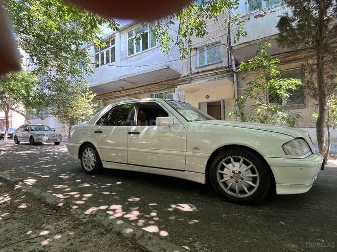 Mercedes C 200 1998, 444,000 km - 2.0 l - Bakı