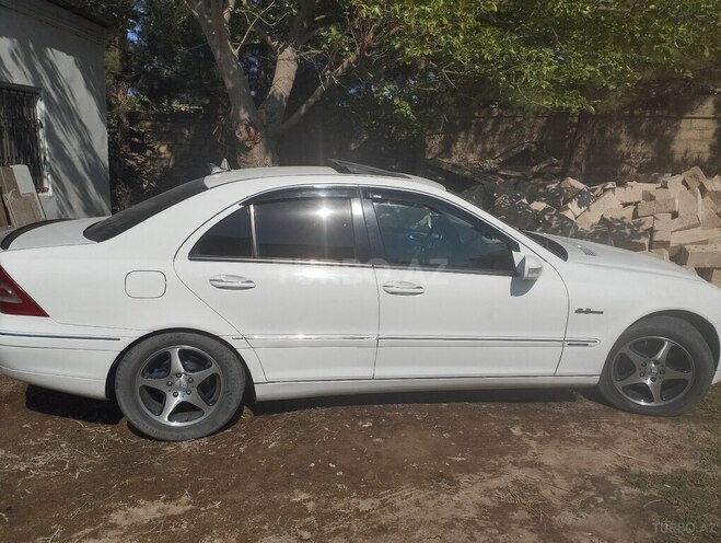 Mercedes C 200 2001, 357,271 km - 2.0 л - Bakı