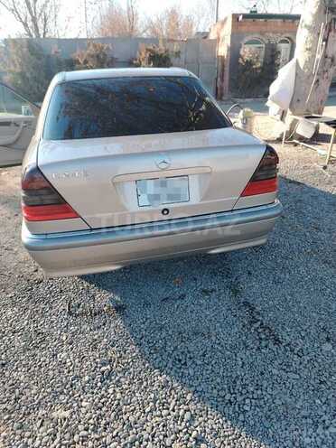 Mercedes C 230-2