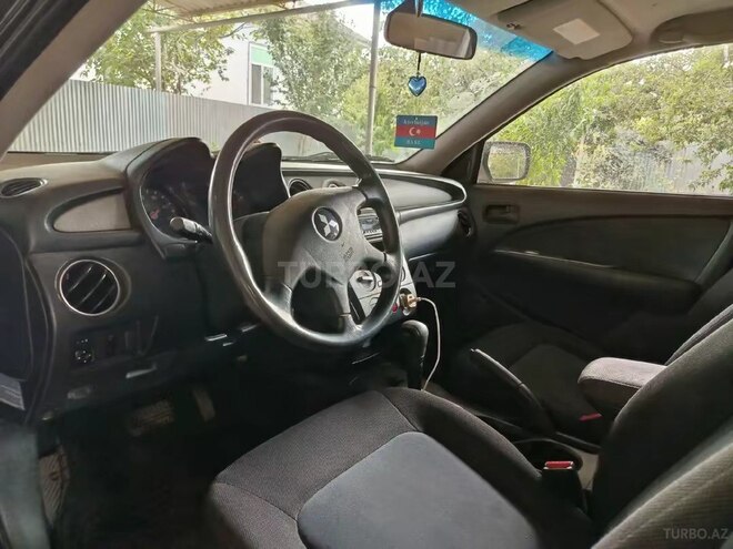 Mitsubishi Outlander 2004, 300,000 km - 2.4 l - Salyan