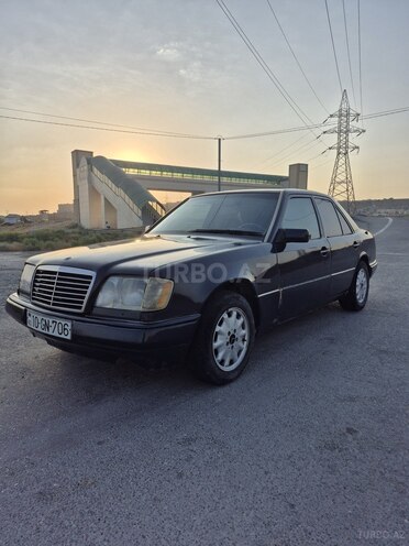 Mercedes E 200 d 1989, 555,000 km - 2.0 l - Bakı