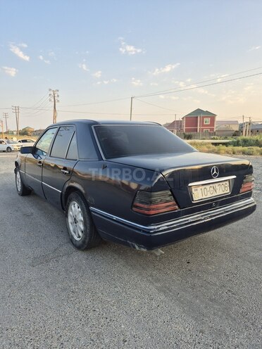 Mercedes E 200 d 1989, 555,000 km - 2.0 l - Bakı