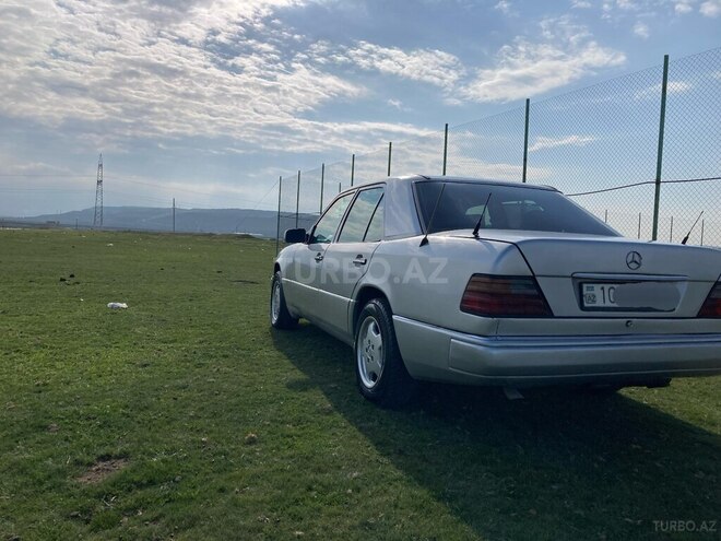 Mercedes E 200 d 1994, 450,000 km - 2.0 l - Siyəzən