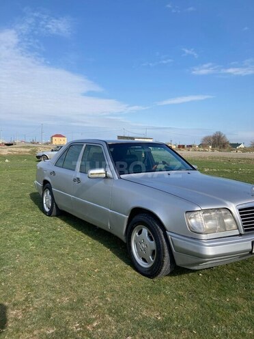 Mercedes E 200 d 1994, 450,000 km - 2.0 l - Siyəzən