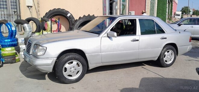 Mercedes E 200 d 1994, 450,000 km - 2.0 l - Siyəzən