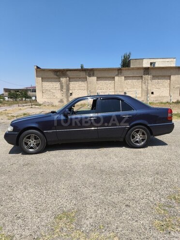 Mercedes C 180 1995, 393,000 km - 1.8 l - Sumqayıt
