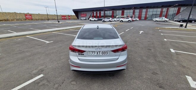 Hyundai Elantra 2016, 109,435 km - 1.4 л - Bakı