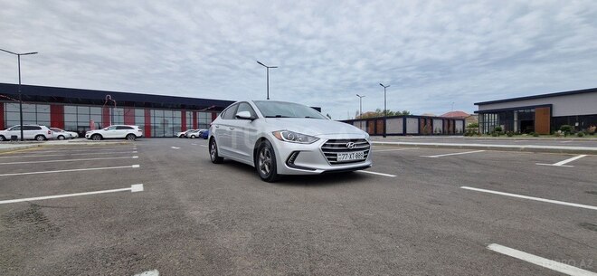 Hyundai Elantra 2016, 109,435 km - 1.4 л - Bakı
