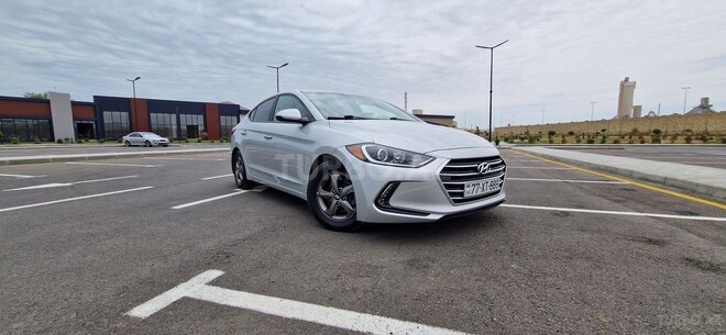 Hyundai Elantra 2016, 109,435 km - 1.4 л - Bakı
