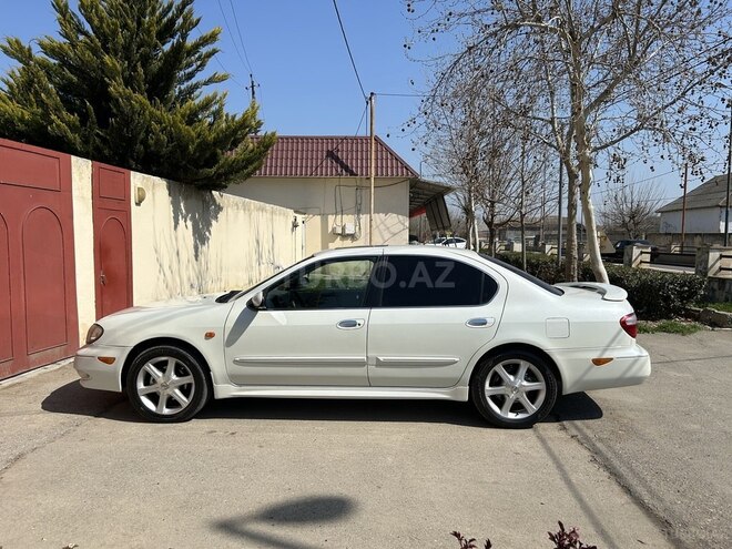 Nissan Maxima-20
