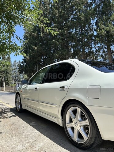Nissan Maxima-3